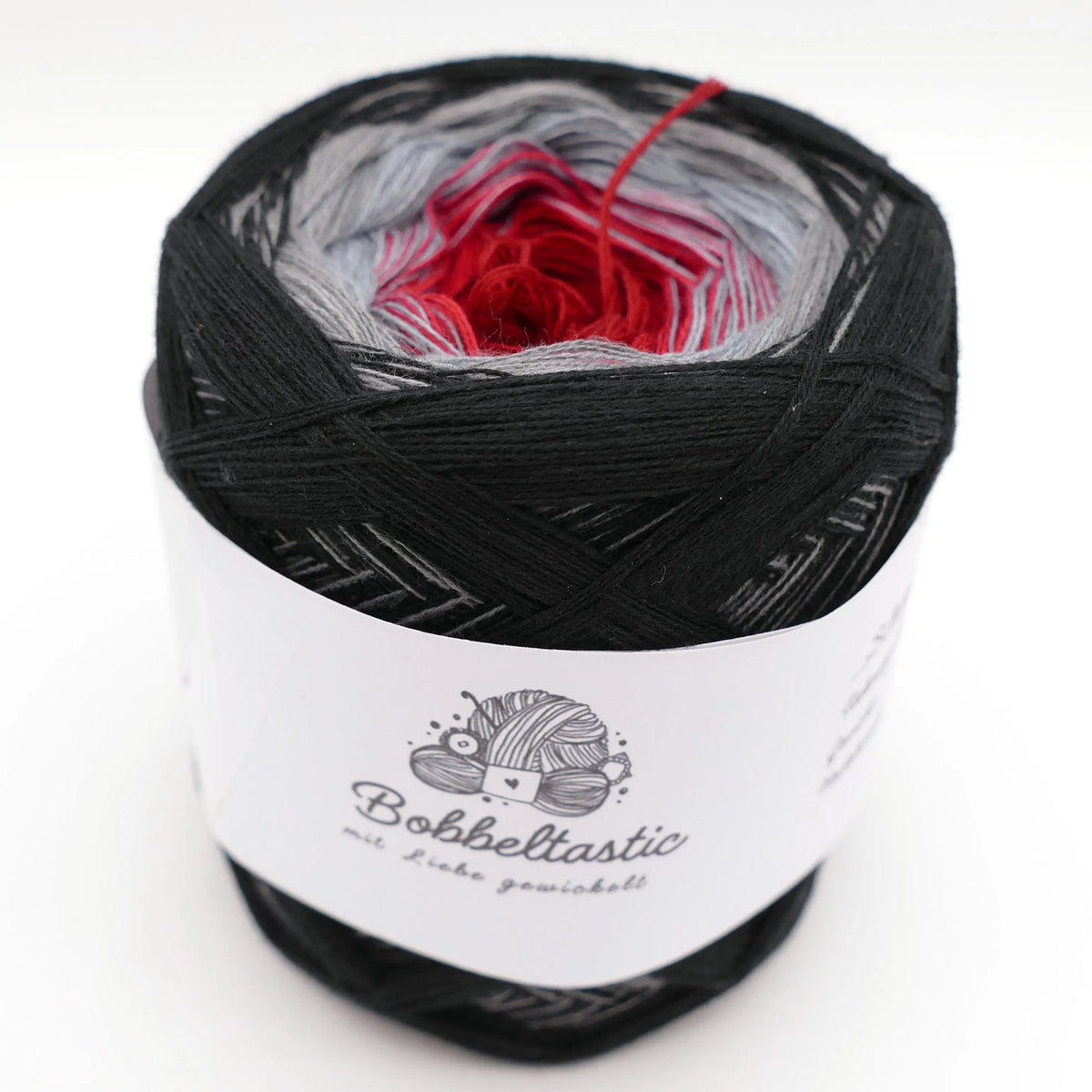 Bobbel Farbverlaufsgarn schwarzes Herz Bobbeltastic