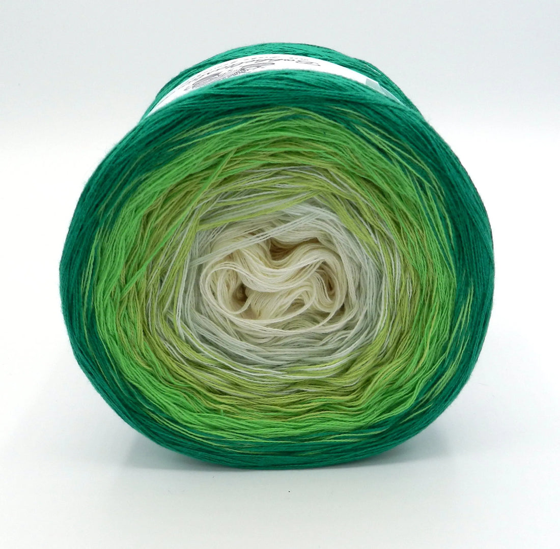 Bobbel Farbverlaufsgarn grüner Traum - Bobbeltastic