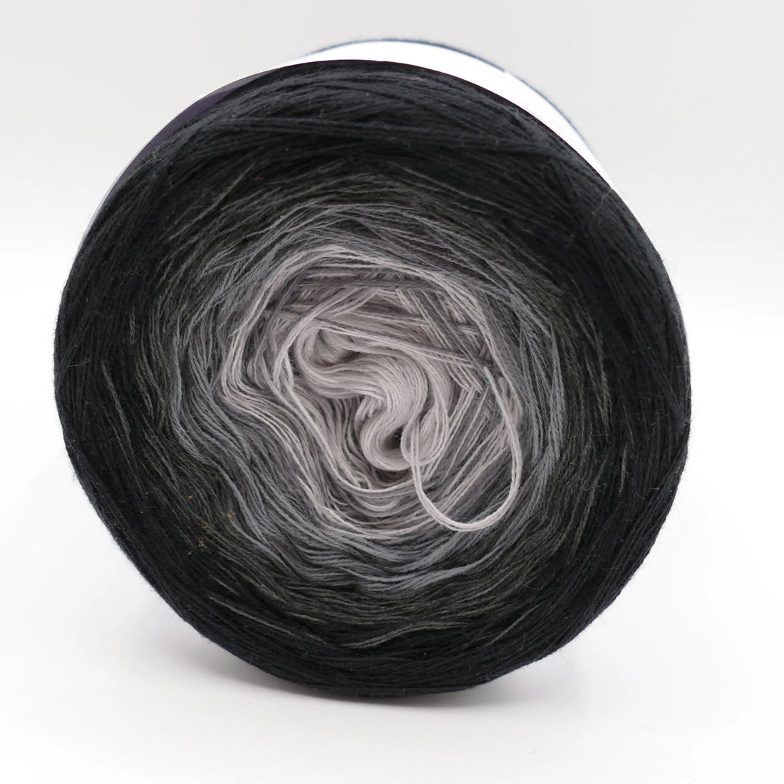 Bobbel Farbverlaufsgarn Mitternachtsnebel Bobbeltastic